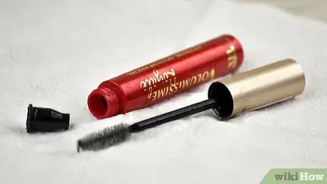 Image titled Clean Out a Mascara Tube Step 11