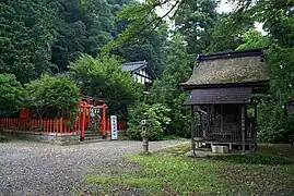 The main hall and Inari shrine (Inari Omyojin/Dakini) of Enryuji&nbsp;[ja]