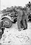 Loading 30&nbsp;cm rockets
