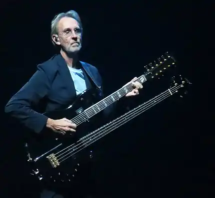 Genesis_-_Live_in_London_-_25th_March_2022_-_The_Final_Domino_tour_(51962830508).jpg