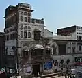A view of the entire western façade