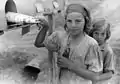 Ozark children getting mail from RFD box, Missouri. May 1940