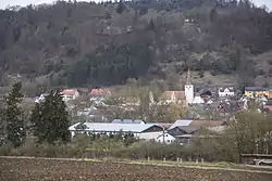 Kinding, view from south