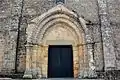 Église Notre-Dame-de-Joie : portail de l'entrée principale.