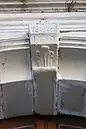 Détail partie supérieure du portail.