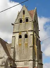Le clocher.