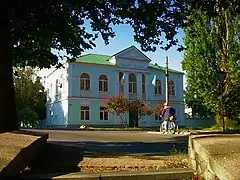Kurultaï du peuple tatare de Crimée classé.