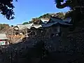 Vue extérieure du bâtiment du sanctuaire avec une architecture détaillée