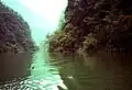 le fleuve aux abords de la grotte