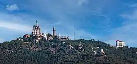 Vue du Tibidabo depuis le Palais national.