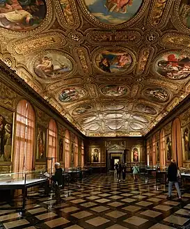 La Sansoviniana, première salle de lecture, décorée au XVIe&nbsp;siècle.