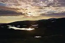 Aube sur un des chalets du Padjelantaleden