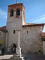 Église Saint-Pierre-Apôtre.
