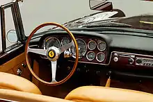 Photographie de l'habitacle d'une 250 GT Cabriolet PF deuxième série