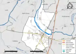 Carte en couleur présentant le réseau hydrographique de la commune