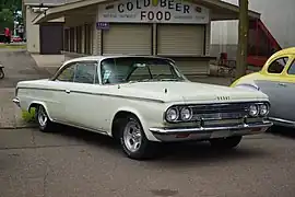 Coupé Custom 880.