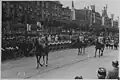 La tête du défilé du 3e&nbsp;RTM à Strasbourg devant le sultan Sidi Mohamed ben Youssef le 11 juillet 1939.