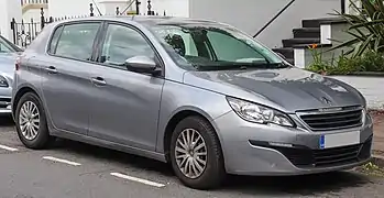 Peugeot 308 Access phase 1 (finition entrée de gamme).