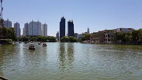 Tours de Chaoyang Park Mixed-use. Beijing. Livrées en 2017Ma Yansong.