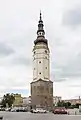 La tour reconstruite de l'hôtel de ville.