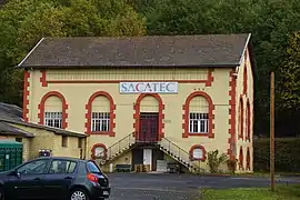 Ancien bâtiment de la machine d'extraction du puits Pochat.