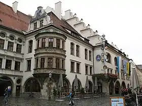 Image illustrative de l’article Hofbräuhaus am Platzl