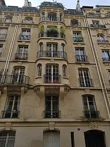 No&nbsp;3, rue Charles-Dickens, Paris.