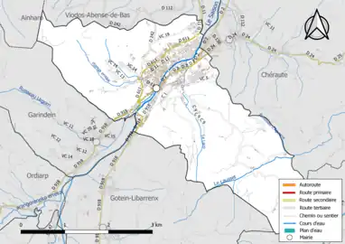 Carte en couleur présentant le réseau hydrographique de la commune