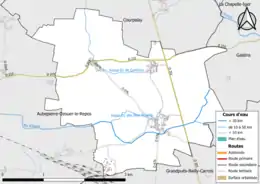 Carte en couleur présentant le réseau hydrographique de la commune