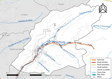 Carte en couleur présentant le réseau hydrographique de la commune