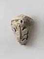 Fragment d'angle de décor : feuillage.