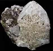 Adulaire - Macle de Manebach {001} (Suisse) 7&nbsp;×&nbsp;6,5&nbsp;cm