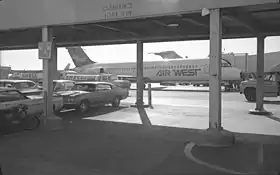 N9345, le Douglas DC-9 de :Hughes Airwest&nbsp;(en) impliqué dans l'accident.
