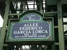 Voir la plaque.