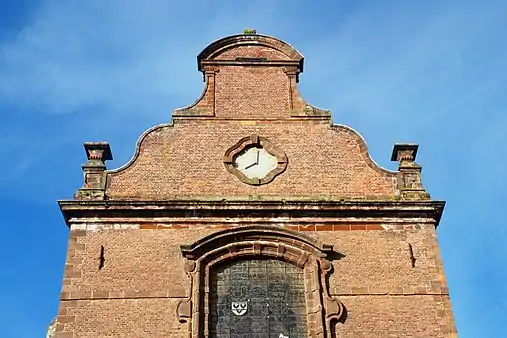 Le pignon baroque.