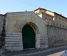 Entrée principale.
