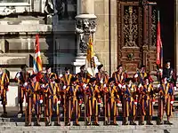 Anciens Gardes suisses pontificaux en uniforme lors d'une réunion à Lausanne le 31 août 2013Gardes suisses pontificaux à Lausanne,Les anciens gardes suisses pontificaux ont défilé samedi 31 aout.