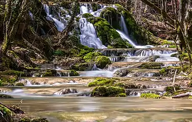 Cascade de Toberia, sur un petit affluent de rive gauche de l'Araquil&nbsp;(es)