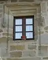 Fenêtre sculptée.
