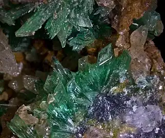 Annabergite (Variété cabrérite) - Grèce - XX4mm