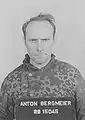Anton Bergmeier&nbsp;(de), superviseur interne de la prison du camp