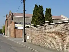 Les lavabos.