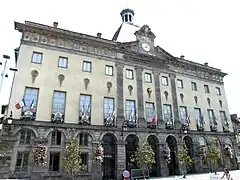 Hôtel de ville.