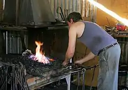 Forge artisanale en Australie (XXe&nbsp;siècle).