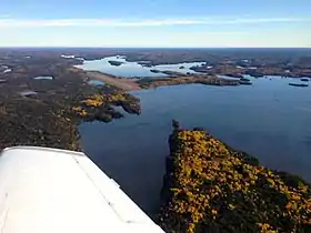 Aéroport de Flin Flon vu du sud