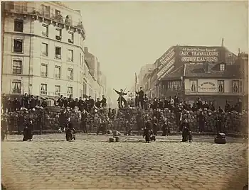 Barricade de la Commune de Paris en 1871