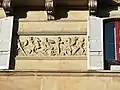 No&nbsp;8 : le bas-relief.