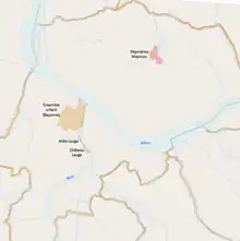 Carte de Bayonne montrant des zones colorées, rouge pour les sites classés, saumon pour les sites inscrits.