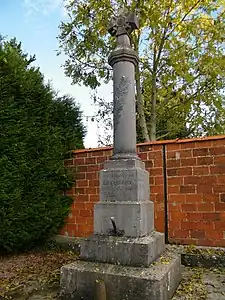 Monument aux morts.