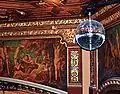 Peinture de l'auditorium.